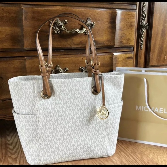 michael kors handbag $198